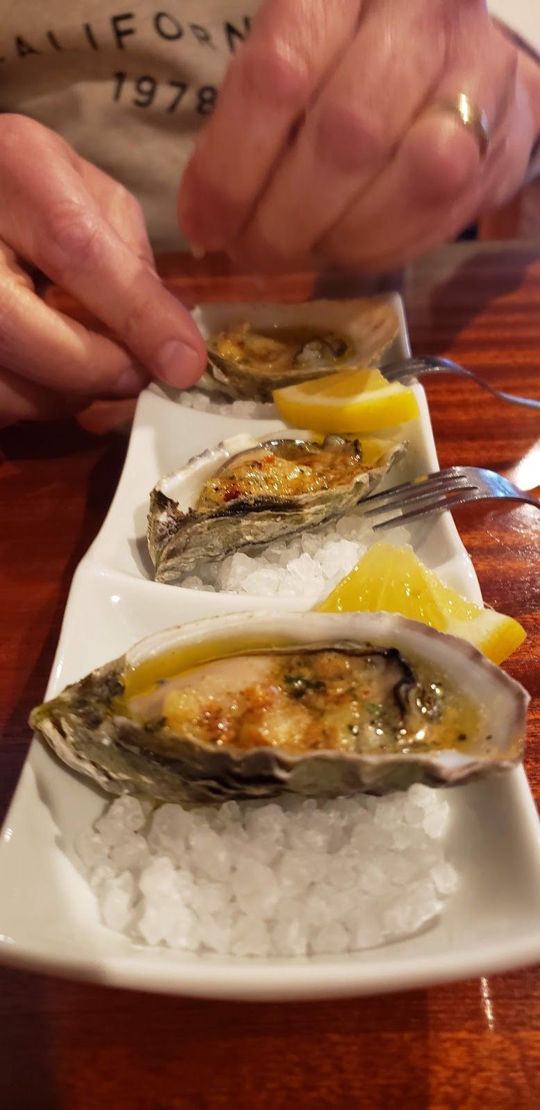 Redwood Palace | restaurant | 6735 Avenue of the Giants, Miranda, CA 95553, USA | 7072235749 OR +1 707-223-5749