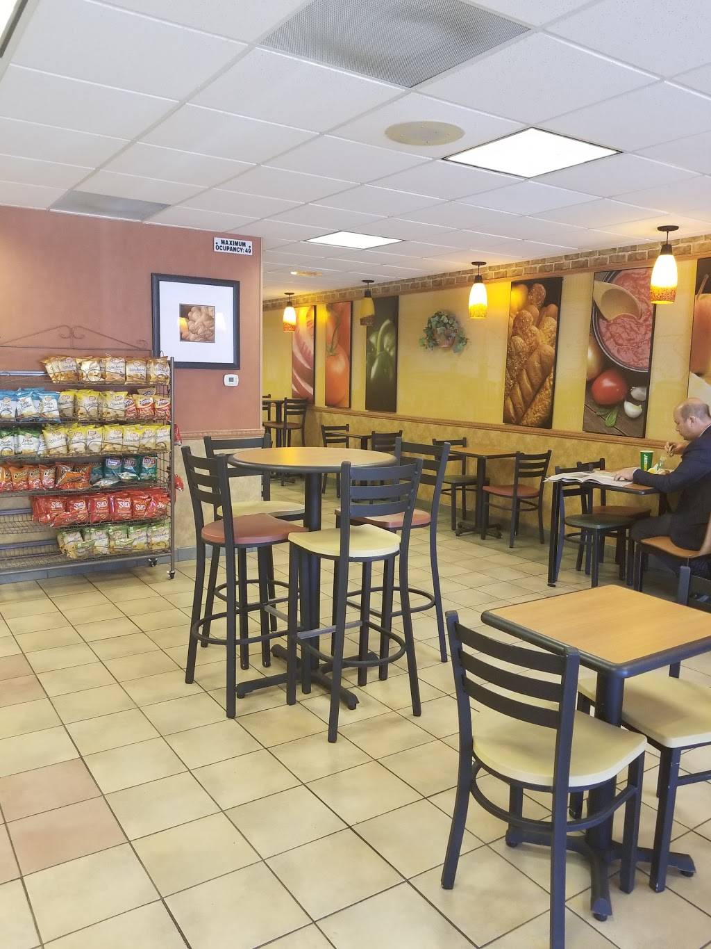 Subway Restaurants | restaurant | Leetsdale Center, 560 S Holly St #3, Denver, CO 80246, USA | 3033993933 OR +1 303-399-3933