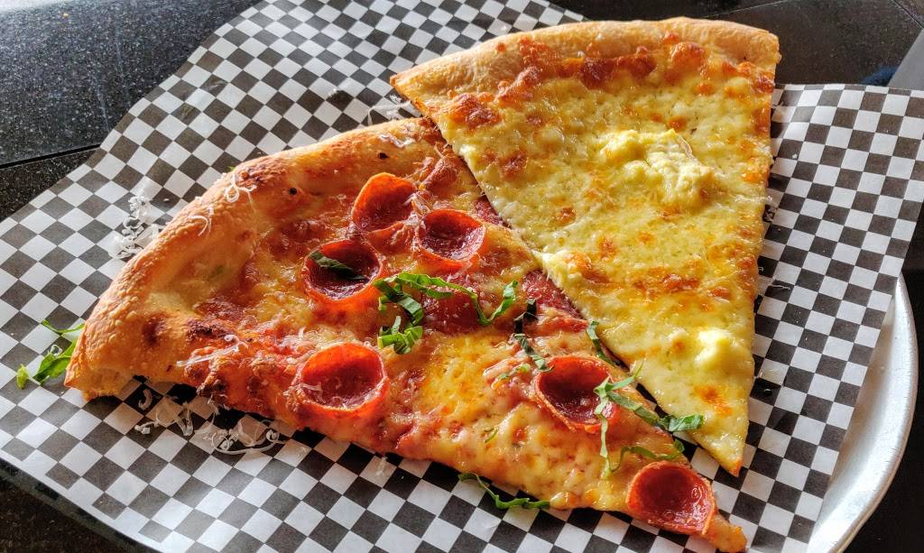 Paradise Valley Pizza Company | restaurant | 4001 E Bell Rd, Phoenix, AZ 85032, USA | 6022835705 OR +1 602-283-5705