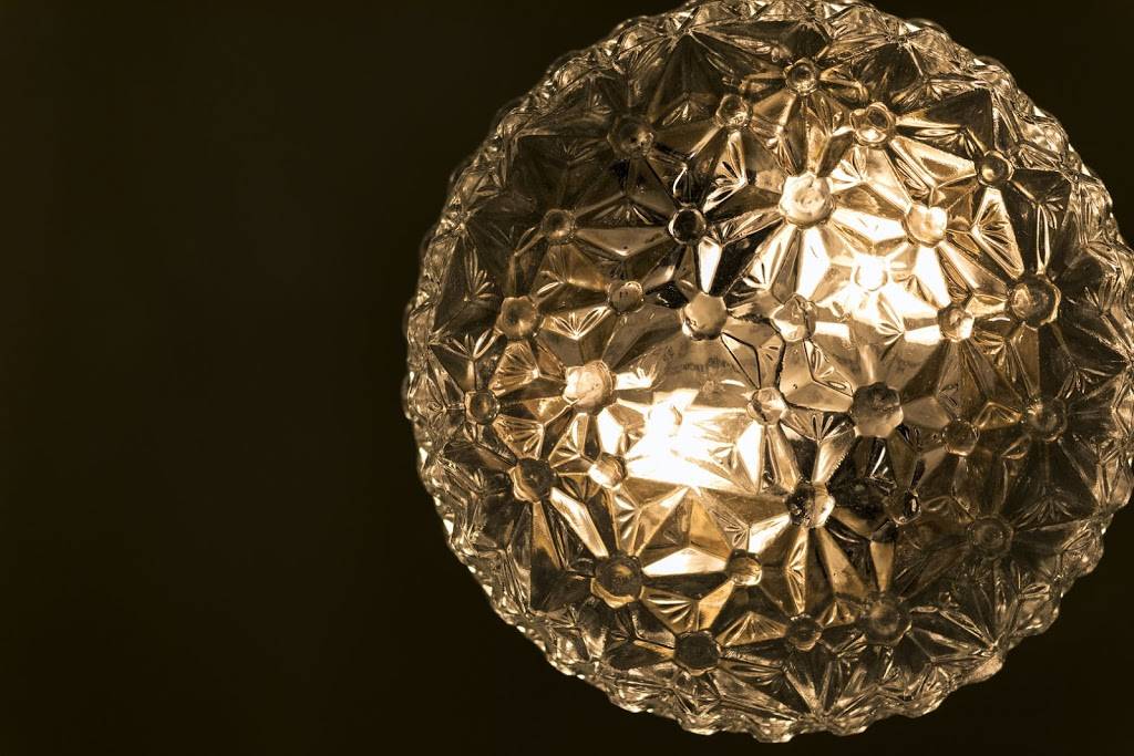 Perles et Paddock | restaurant | 403 Rue des Seigneurs, Montréal, QC H3J 1X7, Canada | 5149310004 OR +1 514-931-0004