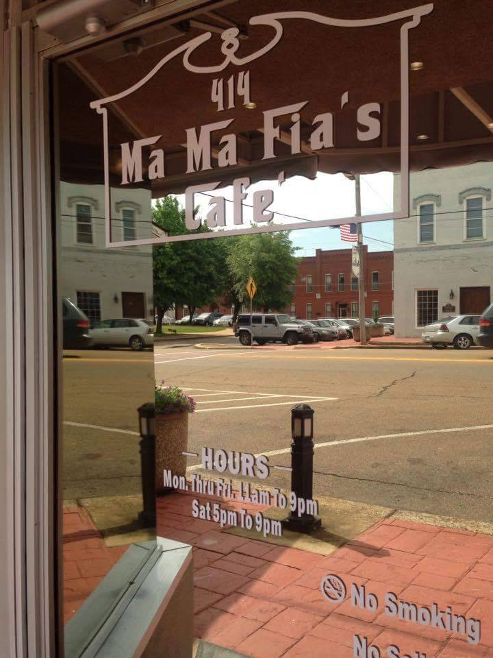 Ma Ma Fias Cafe | restaurant | 414 Main St, Savannah, TN 38372, USA | 7314125020 OR +1 731-412-5020