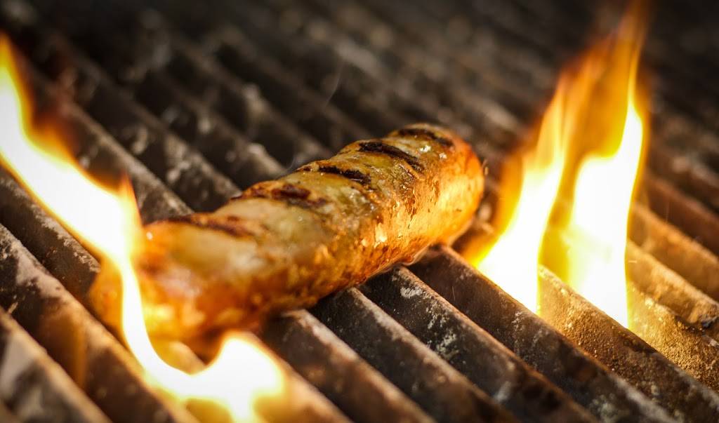 Thirsty Dog East Bank | restaurant | 1085 Old River Rd, Cleveland, OH 44113, USA | 2165231501 OR +1 216-523-1501