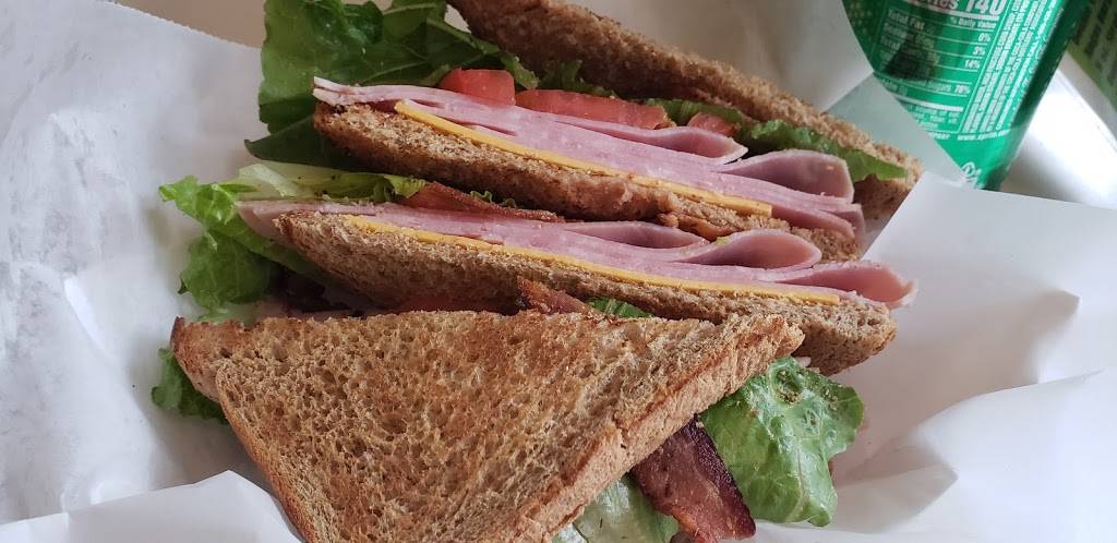 Brown Bag Burgers | restaurant | 350 4th St, Henderson, KY 42420, USA | 2702120403 OR +1 270-212-0403