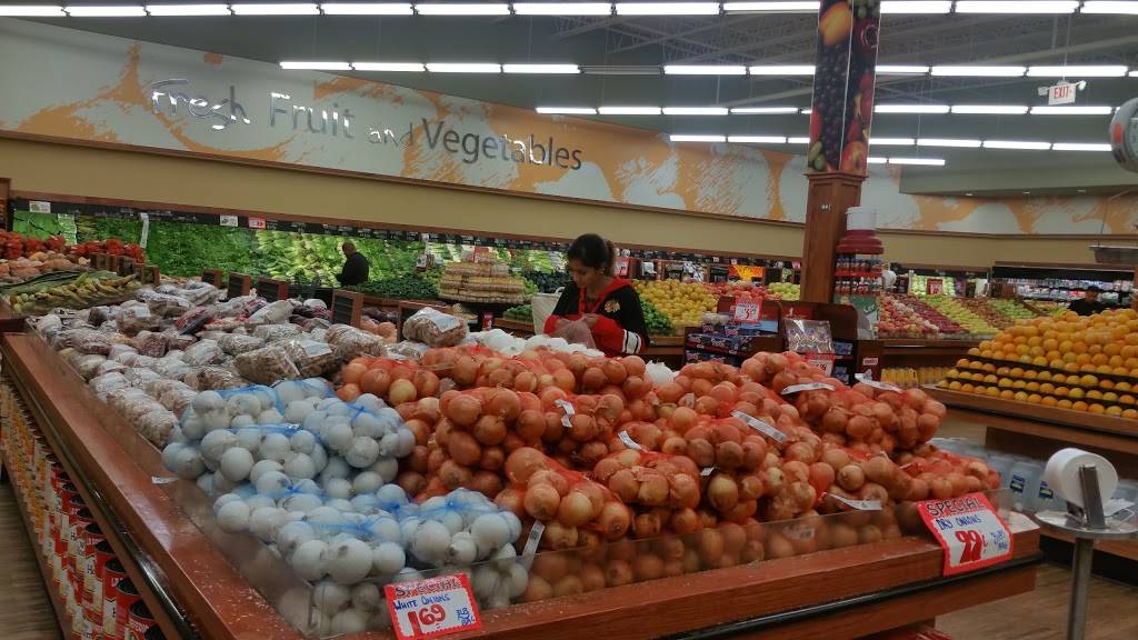 Villa Park Fruit Market | bakery | 302 W N Ave, Villa Park, IL 60181, USA | 6306175252 OR +1 630-617-5252