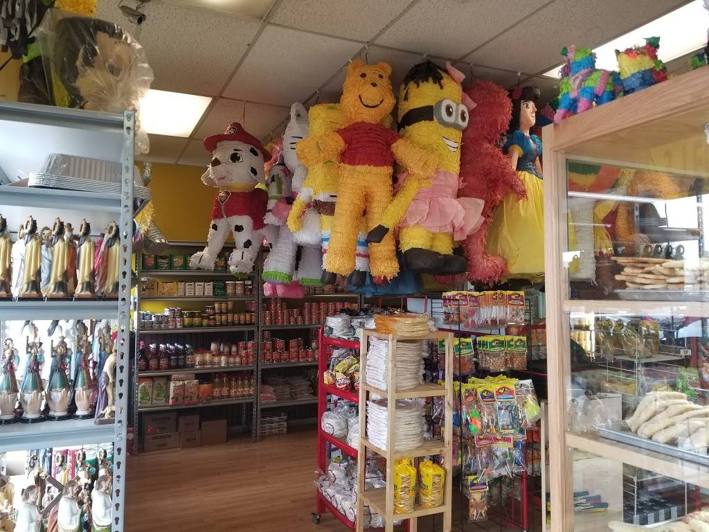 paneria y taqueria | restaurant | 4810 Chambers Rd, Denver, CO 80239, USA | 3033711897 OR +1 303-371-1897