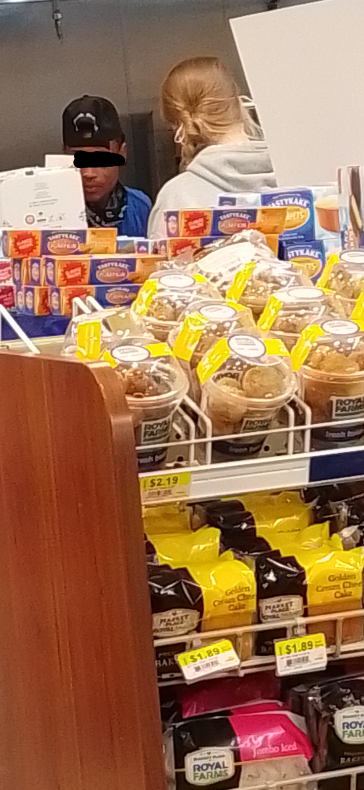 Royal Farms | meal takeaway | 2050 Fleet St, Baltimore, MD 21231, USA | 4103874330 OR +1 410-387-4330