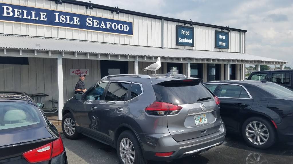 Belle Isle Seafood | restaurant | 1 Main St, Winthrop, MA 02152, USA | 6175671619 OR +1 617-567-1619
