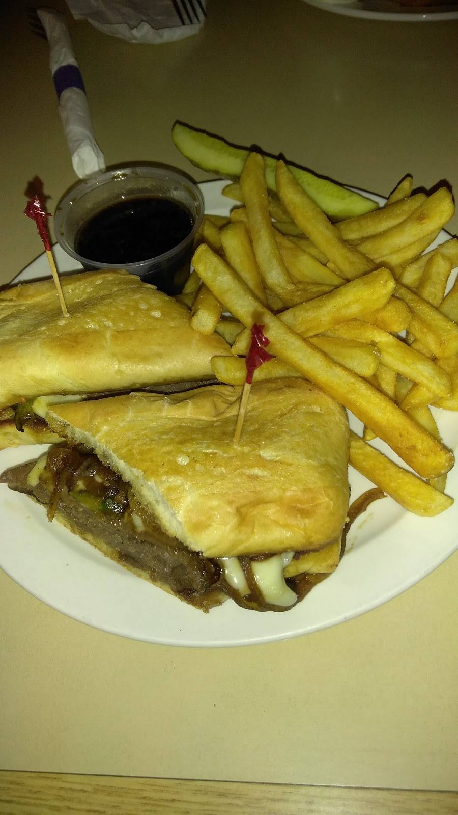 Schneiders Food & Drinks | restaurant | 3717 N 76th St, Milwaukee, WI 53222, USA | 4144666590 OR +1 414-466-6590