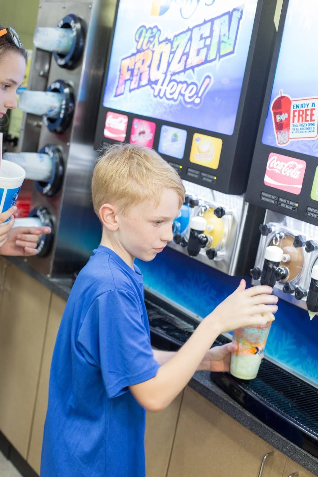 Dailys and Dailys Dash | restaurant | 3973 Hendricks Ave, Jacksonville, FL 32207, USA | 9043463129 OR +1 904-346-3129