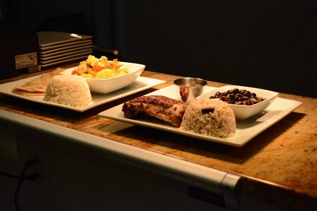 Dominicas Caribbean Kitchen | restaurant | 5450 TN-153, Hixson, TN 37343, USA | 4234756916 OR +1 423-475-6916