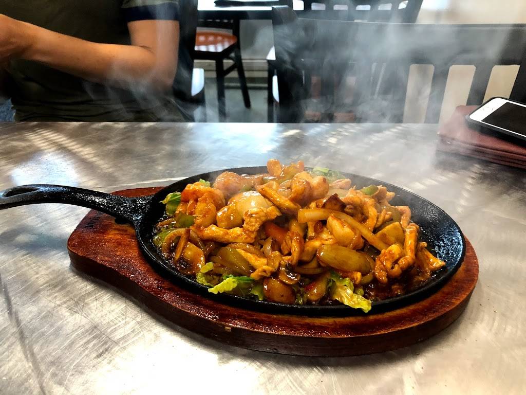 Taqueria El GYM | restaurant | 900 S 3rd St suite b, Renton, WA 98057, USA | 4252765579 OR +1 425-276-5579