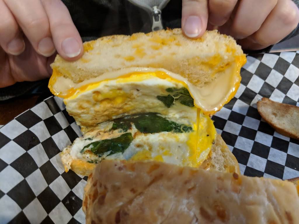 Cinnamon Bear Bakery & Deli | cafe | 600 University Blvd, Harrisonburg, VA 22801, USA | 5404332867 OR +1 540-433-2867