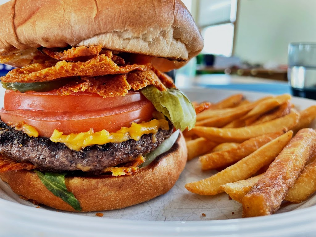 Burger Burger Avon | restaurant | 40618 North Carolina Hwy 12, Avon, NC 27915, USA | 2529950311 OR +1 252-995-0311