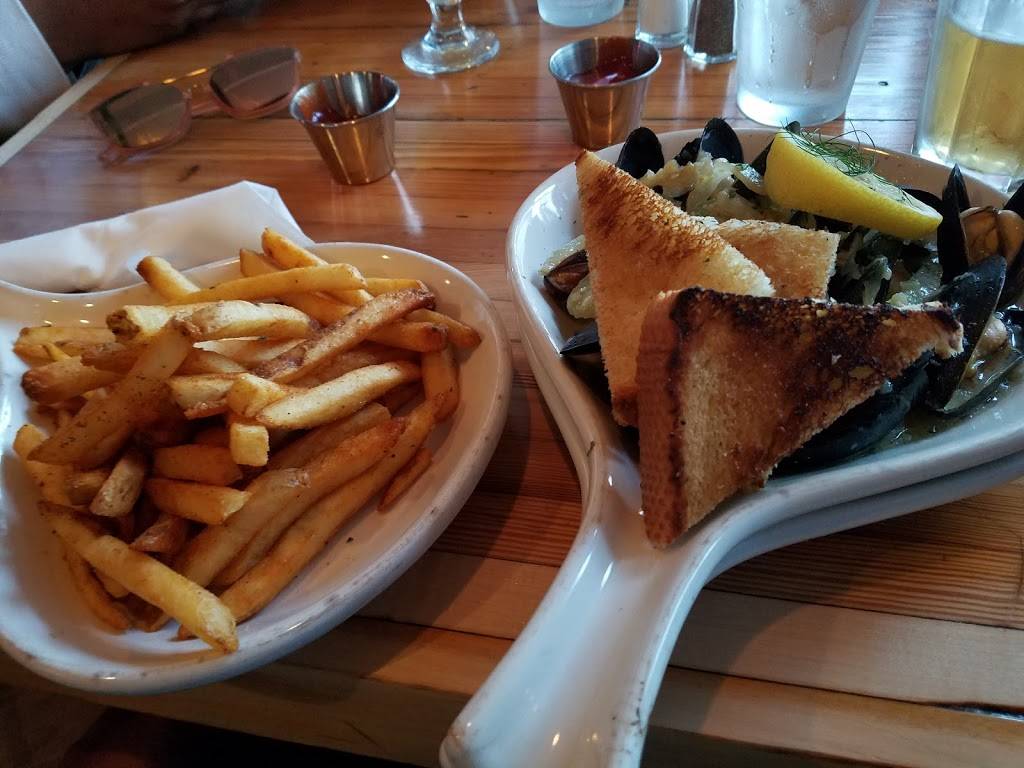 The Kensington Pub | restaurant | 2260 Lee Rd, Cleveland Heights, OH 44118, USA | 2163311003 OR +1 216-331-1003