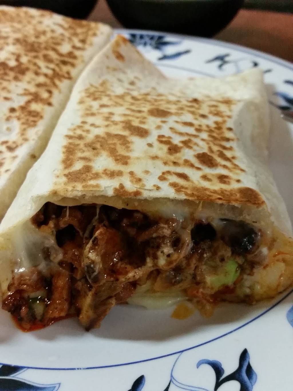 Taqueria Los Potrillos | restaurant | 355 E Washington St, Petaluma, CA 94952, USA | 7077634220 OR +1 707-763-4220