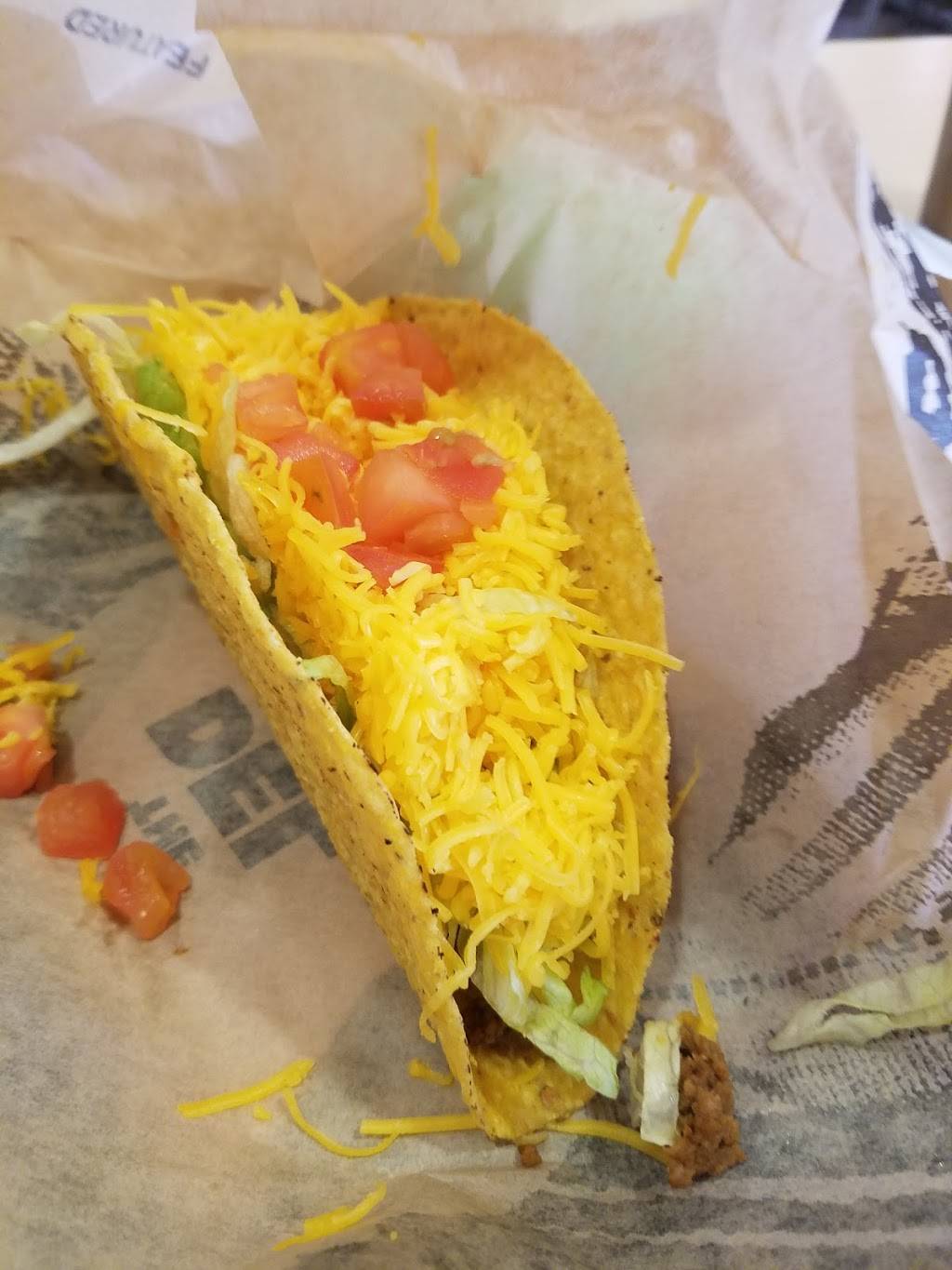 Del Taco | meal takeaway | 602 E Redlands Blvd, Redlands, CA 92373, USA | 9097923212 OR +1 909-792-3212