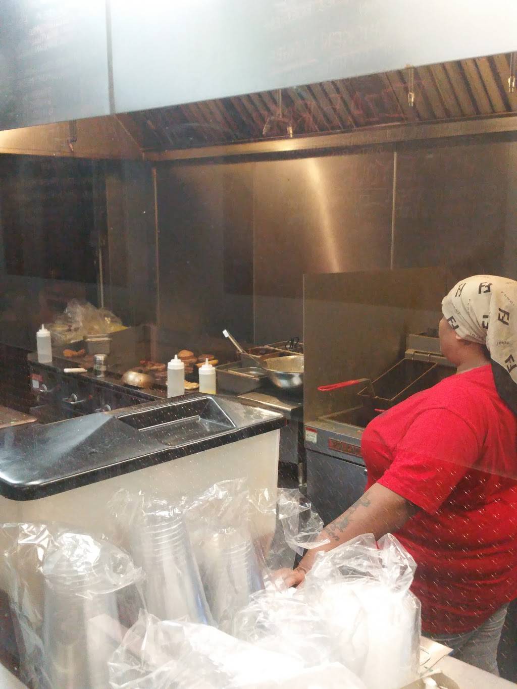 Burger Lane | restaurant | 2805 N 22nd St, Philadelphia, PA 19132, USA | 2152216205 OR +1 215-221-6205