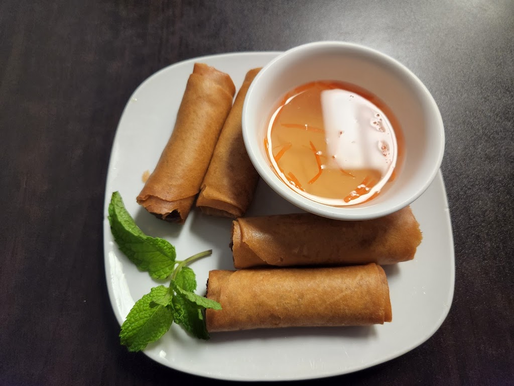 Saigon Pho Restaurant | restaurant | 700 E 32nd St, Yuma, AZ 85365, USA | 9282764141 OR +1 928-276-4141