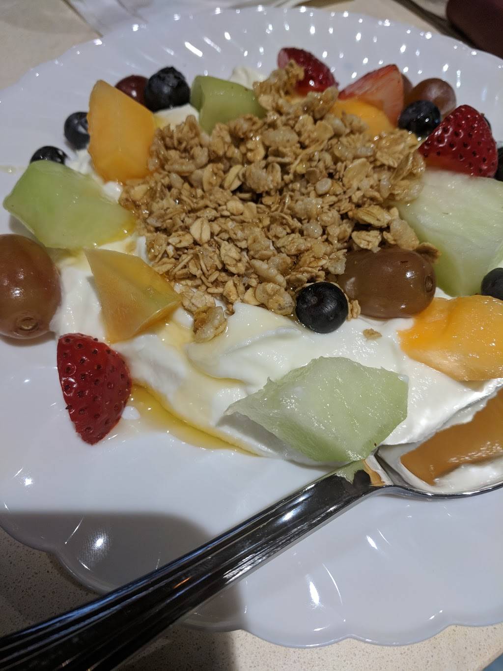 Kapnos Taverna | restaurant | Terminal C, 2401 S Smith Blvd, Arlington, VA 22202, USA | 7034171007 OR +1 703-417-1007