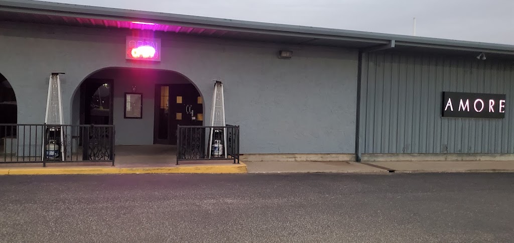 Amore Italian Restaurant & Bar | restaurant | 4604 College Ave, Snyder, TX 79549, USA | 3255152080 OR +1 325-515-2080