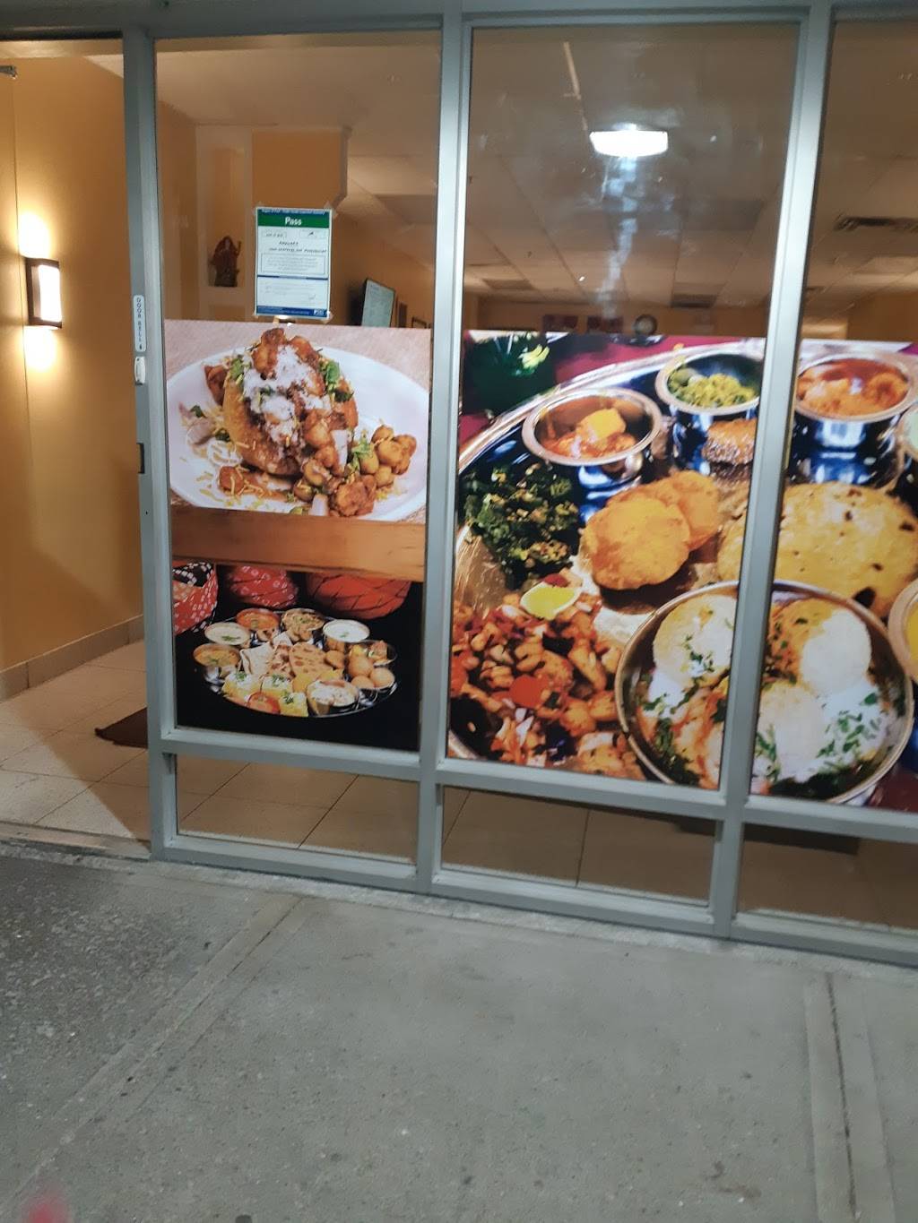 Rasovara - - Premium-Veg-Thali Indian Restaurant | restaurant | 8 Sheppard Ave W #2560, Mississauga, ON L5A 4E1, Canada | 9052323373 OR +1 905-232-3373