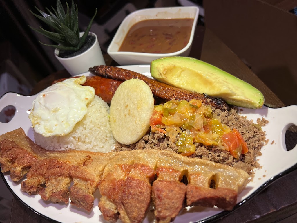 Colombian Delicacies | restaurant | 5537 Sheldon Rd, 33615 Ste. C, Tampa, FL 33615, USA | 8132526219 OR +1 813-252-6219
