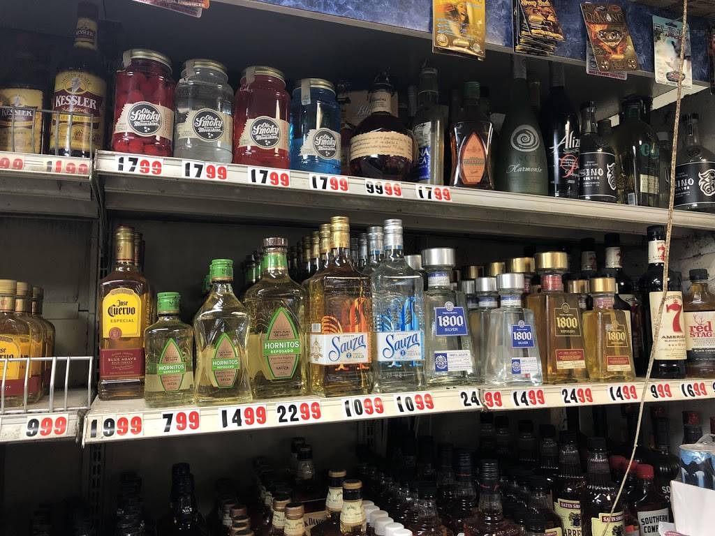 T & H Liquor-Deli Market | restaurant | 1530 W 6th St # 102, Corona, CA 92882, USA | 9517372322 OR +1 951-737-2322