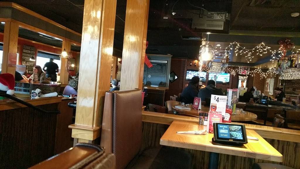 Applebees Grill + Bar | restaurant | 3066 Wilma Rudolph Blvd, Clarksville, TN 37043, USA | 9315518020 OR +1 931-551-8020
