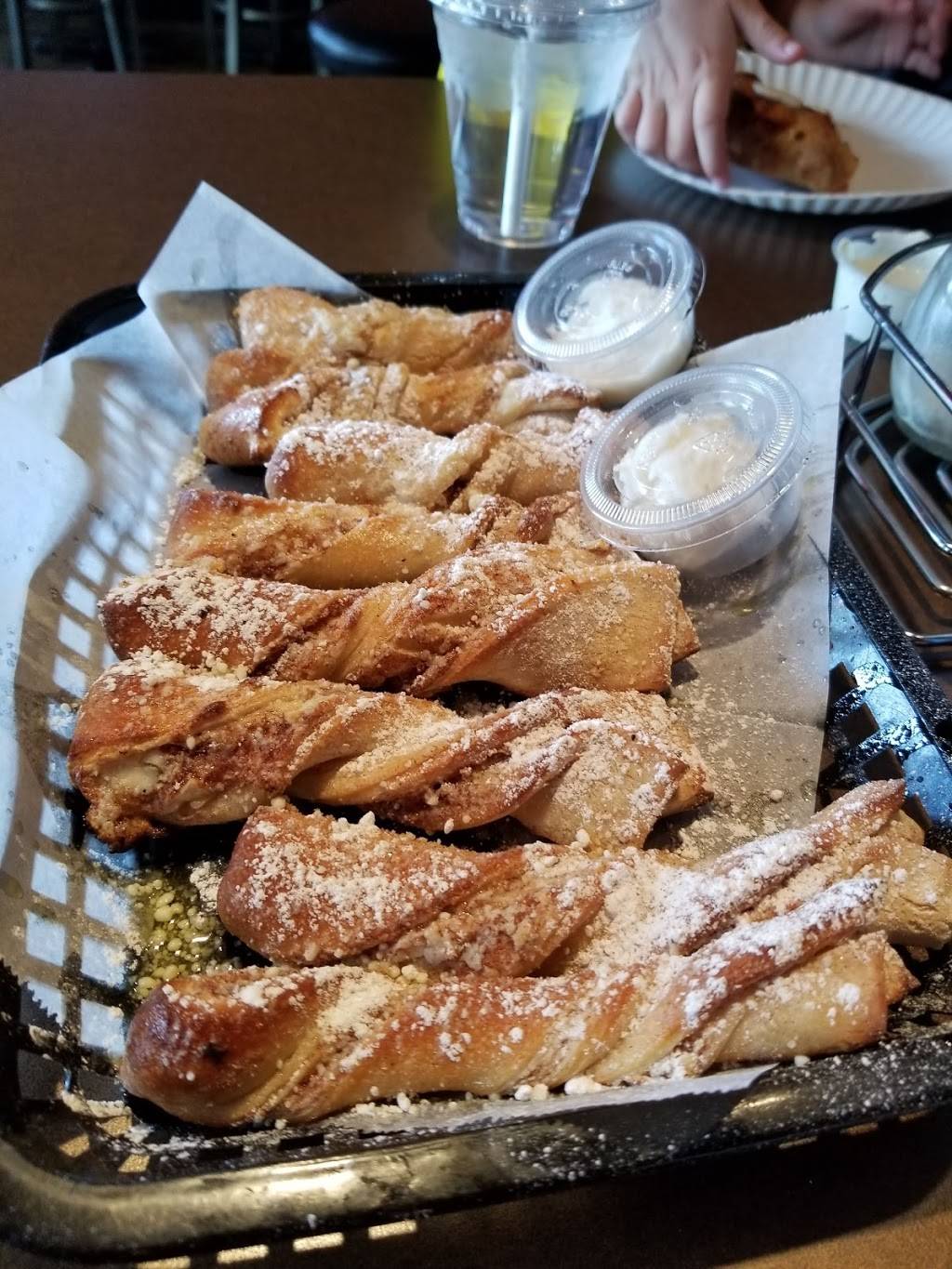 Blind Onion Pizza & Pub | restaurant | 834 Victorian Ave #5077, Sparks, NV 89431, USA | 77535120001 OR +1 775-351-2000 ext. 1