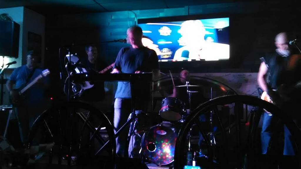 Hayloft Tavern | meal takeaway | 7501 Alexandria Pike, Alexandria, KY 41001, USA | 8599080369 OR +1 859-908-0369