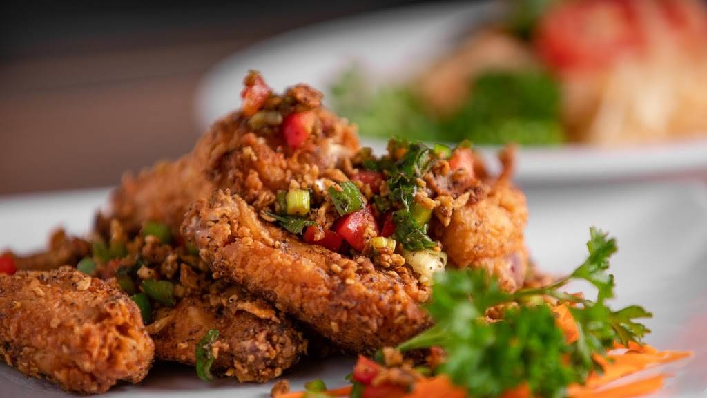 Muay Thai Kitchen | restaurant | 740 Nordahl Rd Ste 118, San Marcos, CA 92069, USA | 7609753232 OR +1 760-975-3232