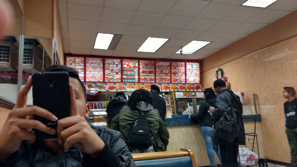 Palace Fried Chicken | restaurant | 1034 Broad St # A, Newark, NJ 07102, USA | 9732427447 OR +1 973-242-7447