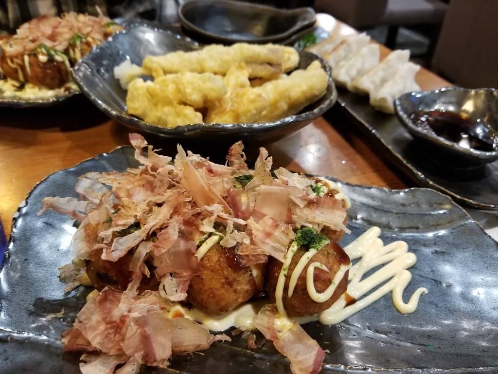 Kizuki Ramen & Izakaya | restaurant | 4203 SW Alaska St, Seattle, WA 98116, USA | 2065842998 OR +1 206-584-2998