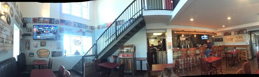 Third Street Retreat Eatery & Pub | cafe | 250 Rainbow Blvd, Niagara Falls, NY 14303, USA | 7163710760 OR +1 716-371-0760