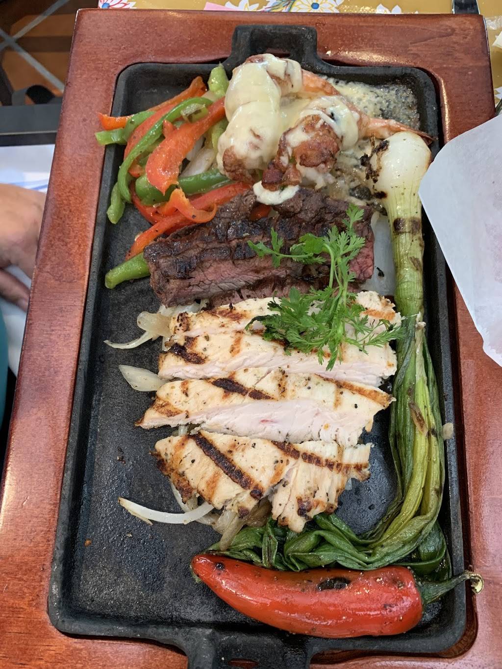 Los Tios | restaurant | 5161 San Felipe St #100, Houston, TX 77056, USA | 7136236103 OR +1 713-623-6103