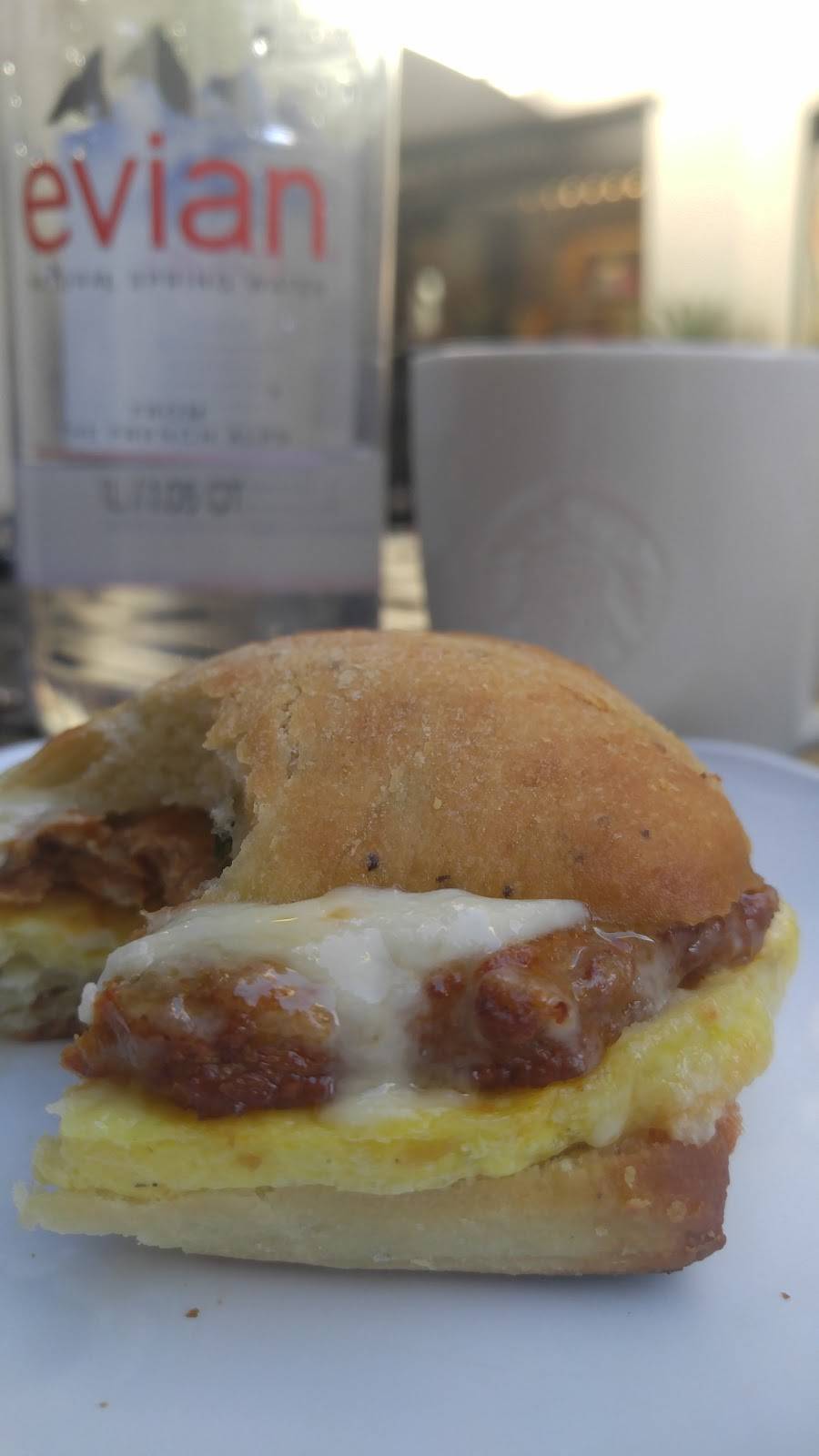 Starbucks | cafe | 150 Worth Ave Bay 110, Palm Beach, FL 33480, USA | 5616517740 OR +1 561-651-7740