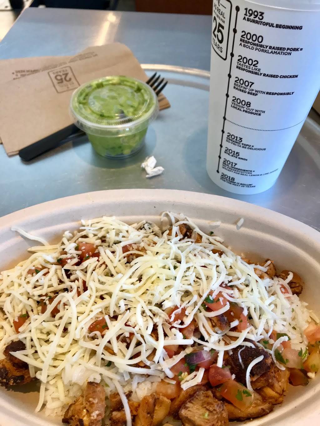 Chipotle Mexican Grill | restaurant | 2773 N Main St, Santa Ana, CA 92705, USA | 7146560005 OR +1 714-656-0005