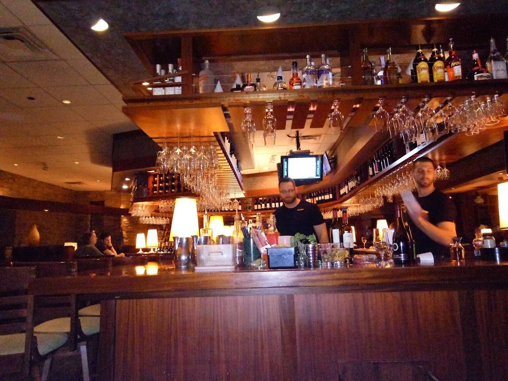 Seasons 52 | restaurant | 1770 E Higgins Rd, Schaumburg, IL 60173, USA | 8475175252 OR +1 847-517-5252
