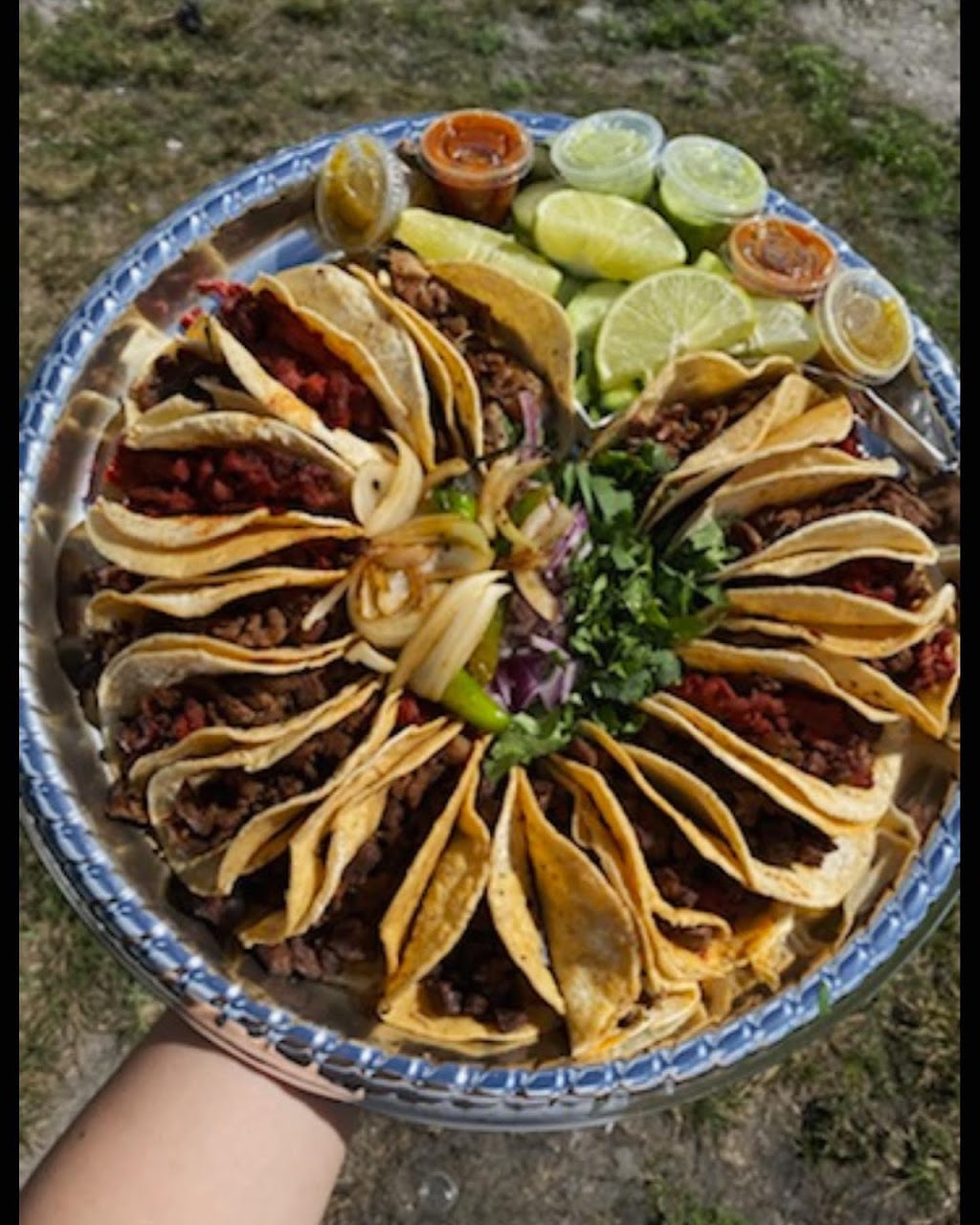 El Taconazo | restaurant | 1240 NW 16th St, Belle Glade, FL 33430, USA | 5617553050 OR +1 561-755-3050