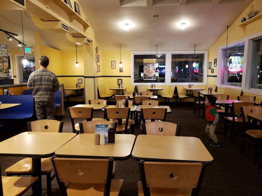 Ivars Seafood Bar | restaurant | 9910 Edmonds Way, Edmonds, WA 98020, USA | 4256722640 OR +1 425-672-2640