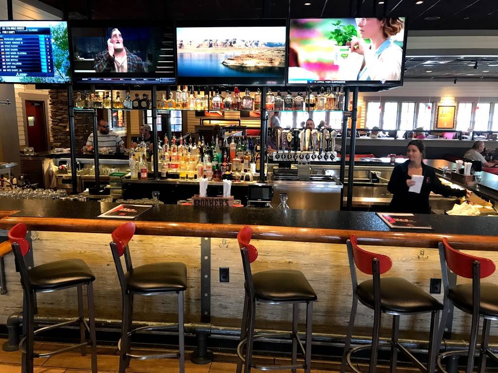 Smokey Bones Bar & Fire Grill | meal takeaway | 3901 US-98, Lakeland, FL 33809, USA | 8638158870 OR +1 863-815-8870