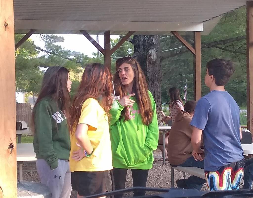 Crusins | restaurant | 476 N Sage Lake Rd, Hale, MI 48739, USA | 9894739256 OR +1 989-473-9256