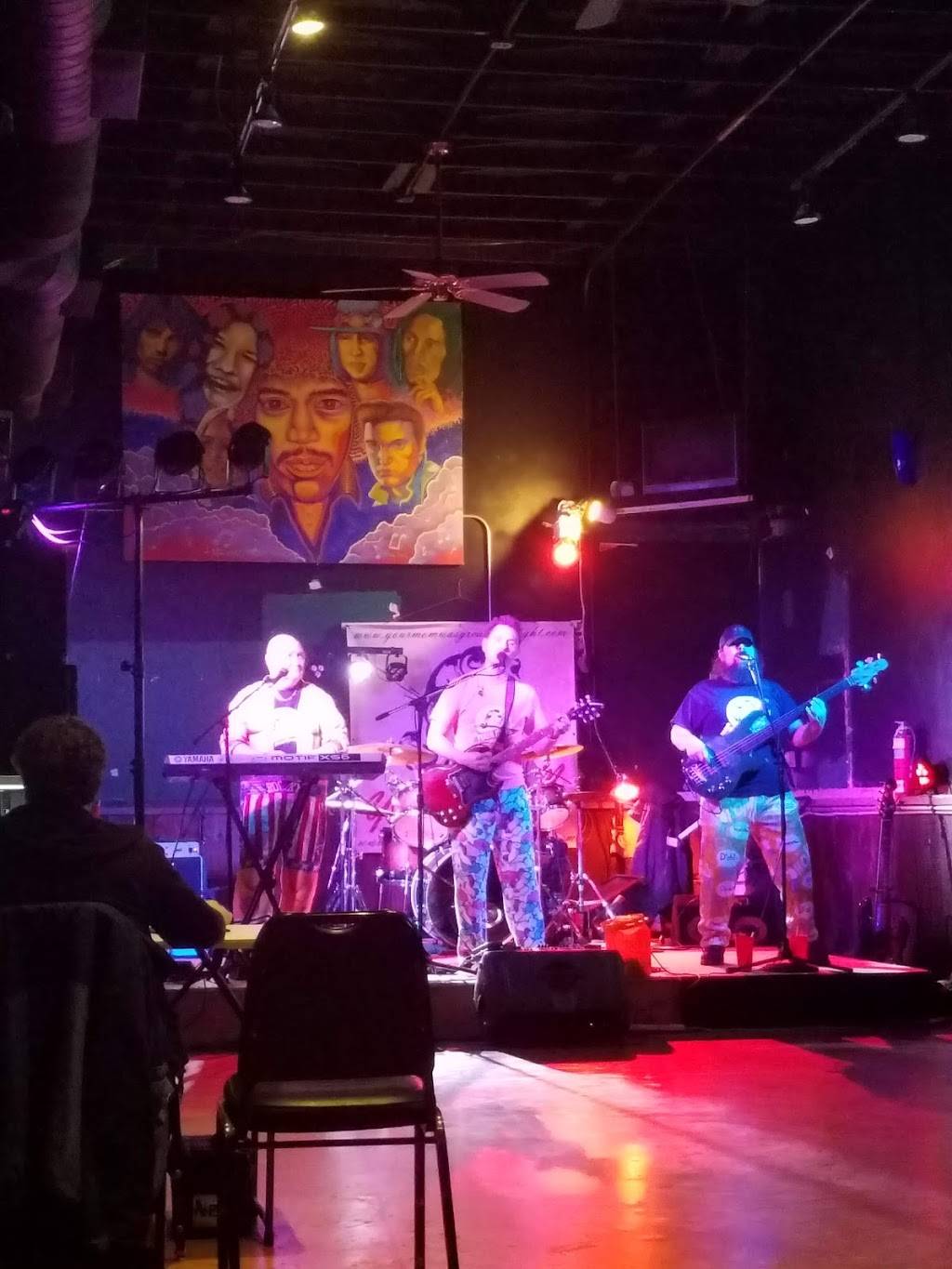 Club Tavern and Grille | restaurant | 1915 Branch St, Middleton, WI 53562, USA | 6088363773 OR +1 608-836-3773