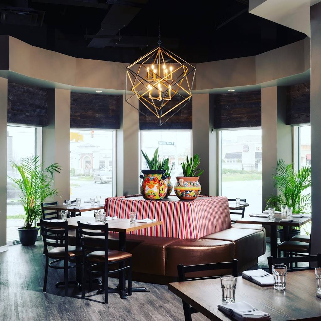 Pepe and Lelas Eatery | restaurant | 1893 Appleby Line, Burlington, ON L7L 0G5, Canada | 9053331000 OR +1 905-333-1000