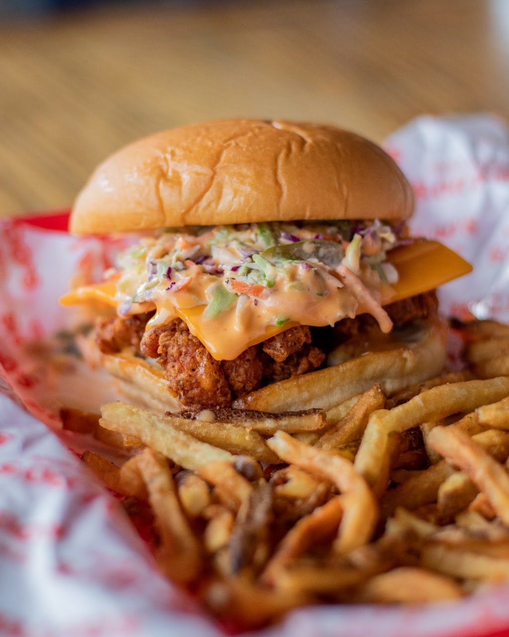 Waldos Chicken & Beer | restaurant | 700 SE Walton Blvd Ste 12, Bentonville, AR 72712, USA | 4793640492 OR +1 479-364-0492