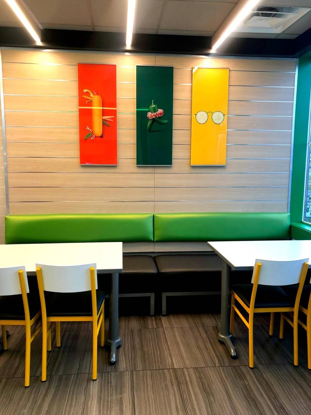 Subway | restaurant | 1065 N Court St Unit B, Medina, OH 44256, USA | 3307227827 OR +1 330-722-7827