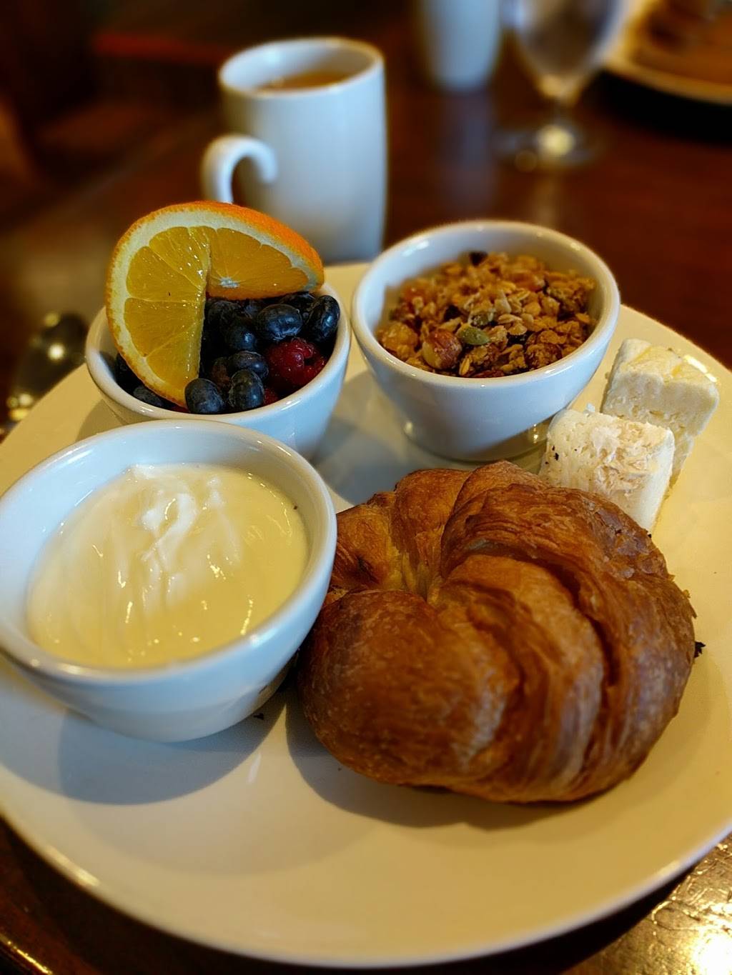 Brasserie Restaurant & Lounge | restaurant | 170 Railroad St, Santa Rosa, CA 95401, USA | 7076367388 OR +1 707-636-7388