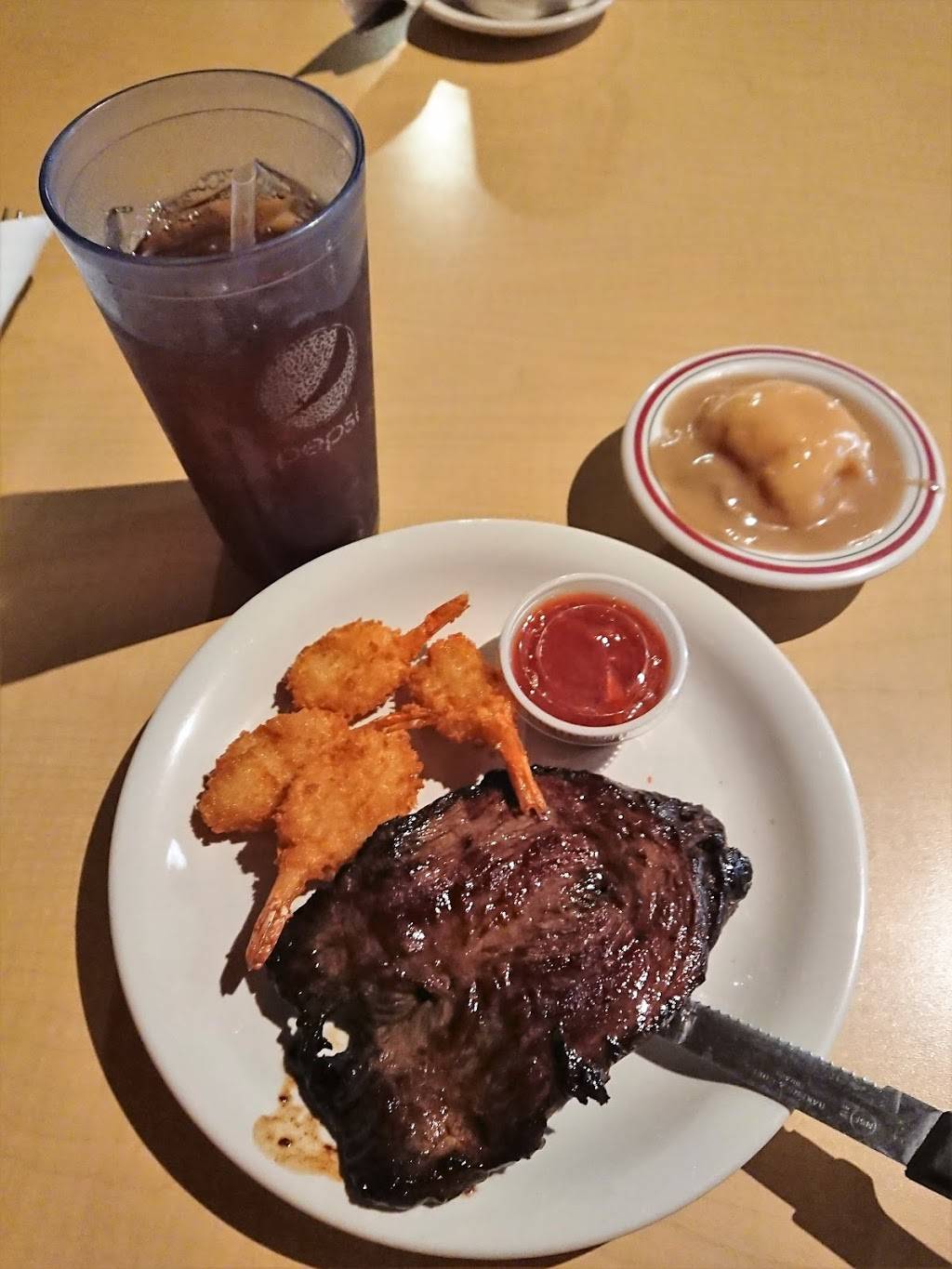 Railroad Junction Family Restaurant | restaurant | 301 S Burhans Blvd, Hagerstown, MD 21740, USA | 3013027749 OR +1 301-302-7749