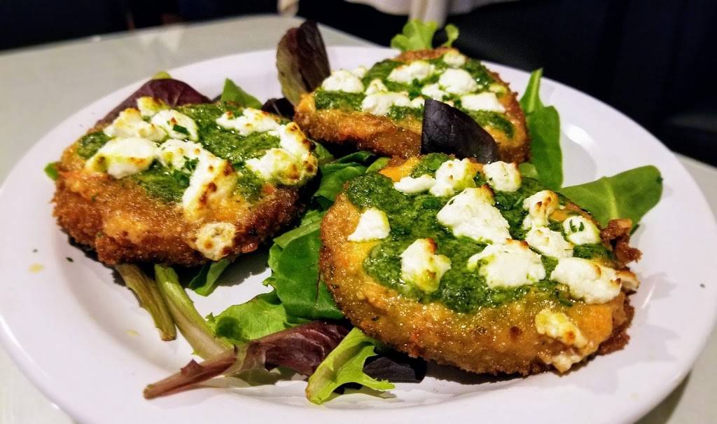 The Original Mama Mia’s Kitchen | restaurant | 1920 14th Ave, Vero Beach, FL 32960, USA | 7722138888 OR +1 772-213-8888