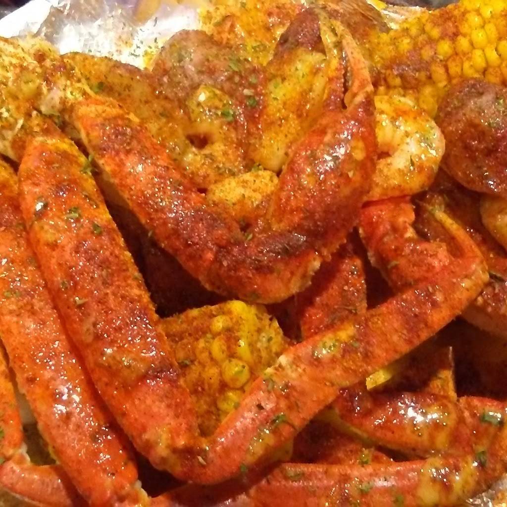 Catfish Willys Seafood & Crab Shack | restaurant | 5724 E Virginia St, Evansville, IN 47715, USA | 8124012233 OR +1 812-401-2233